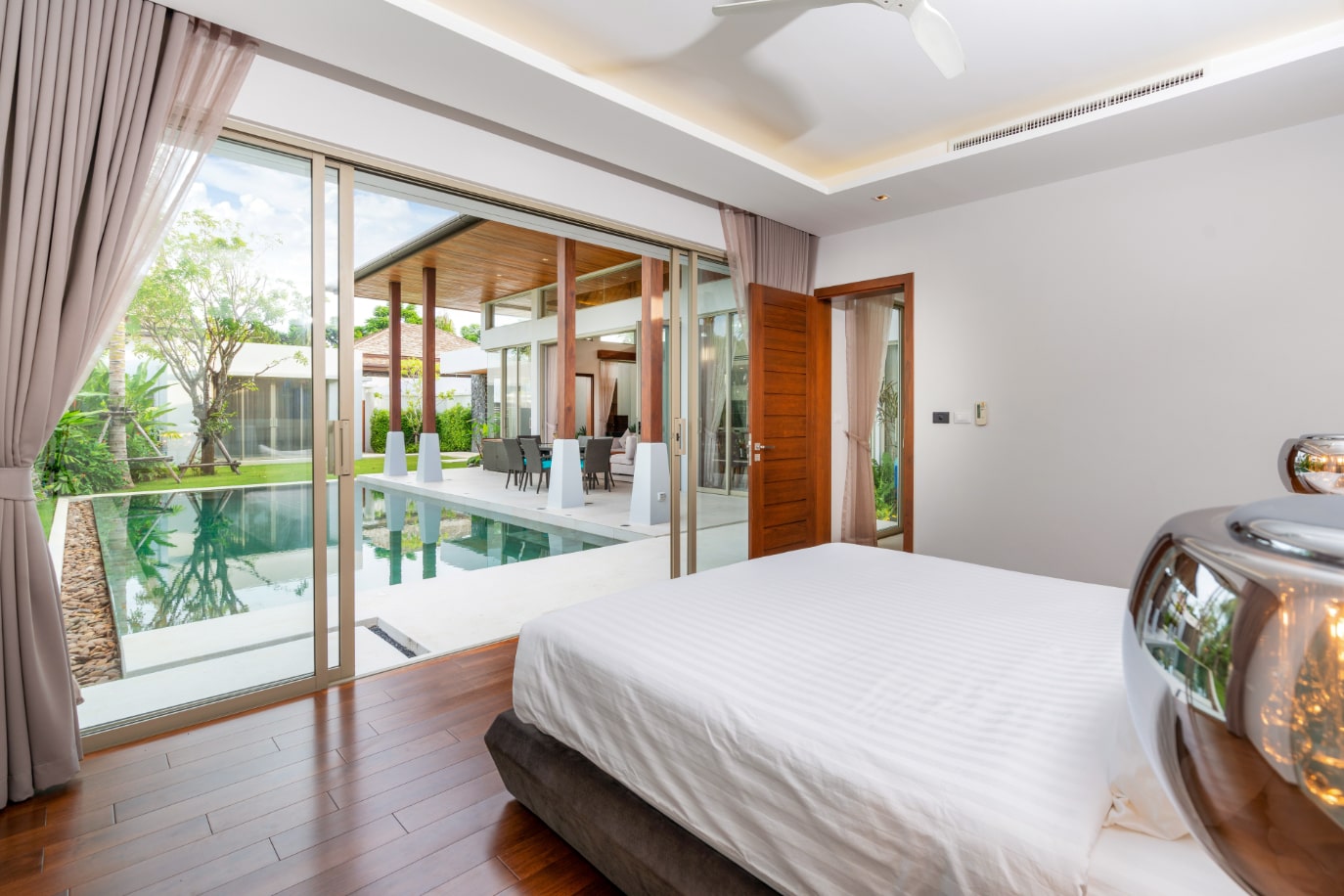 phuket-luxury-tropical-villas-sale-3-4-bed-12