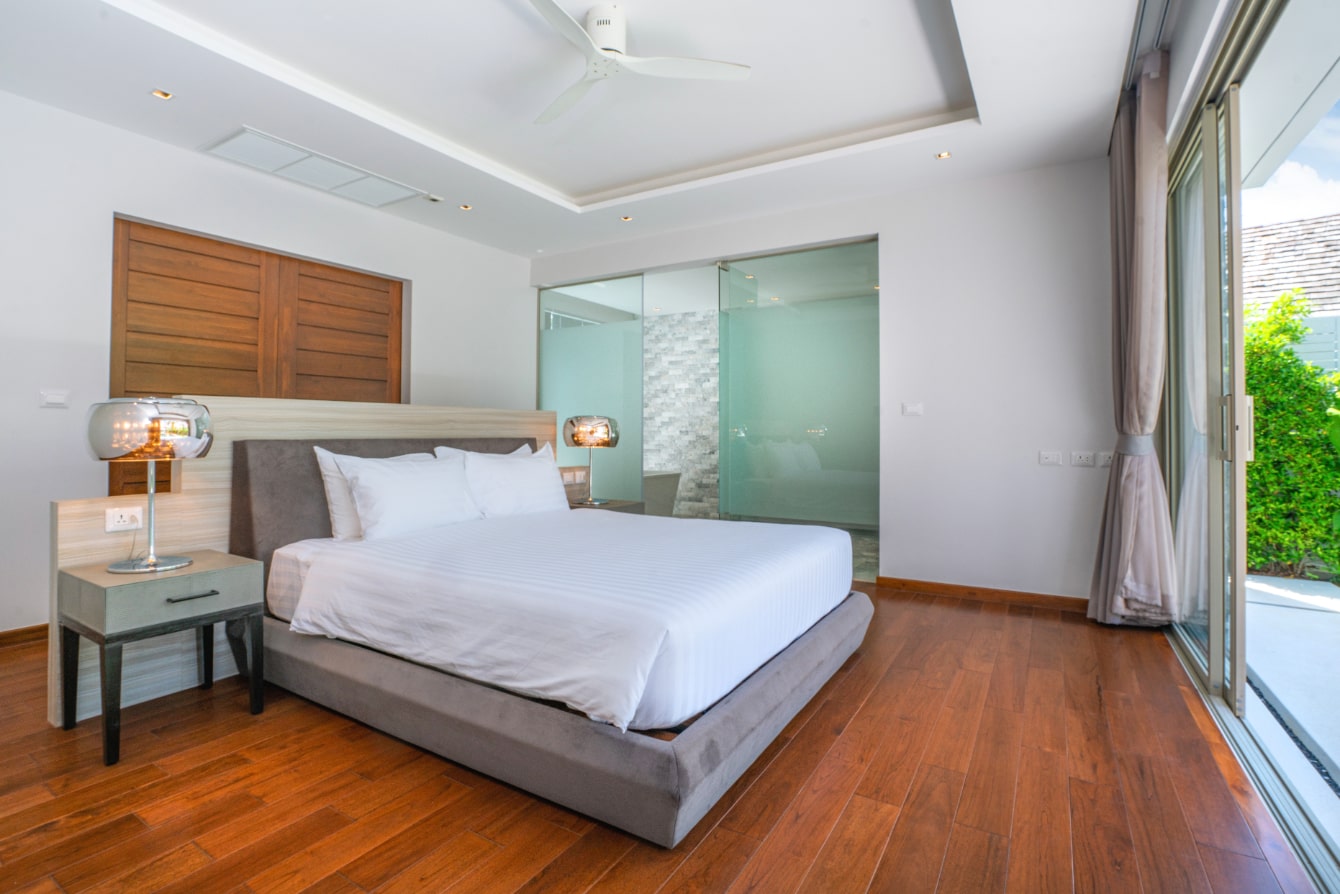 phuket-luxury-tropical-villas-sale-3-4-bed-15