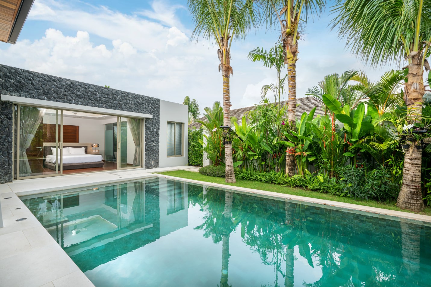 phuket-luxury-tropical-villas-sale-3-4-bed-6
