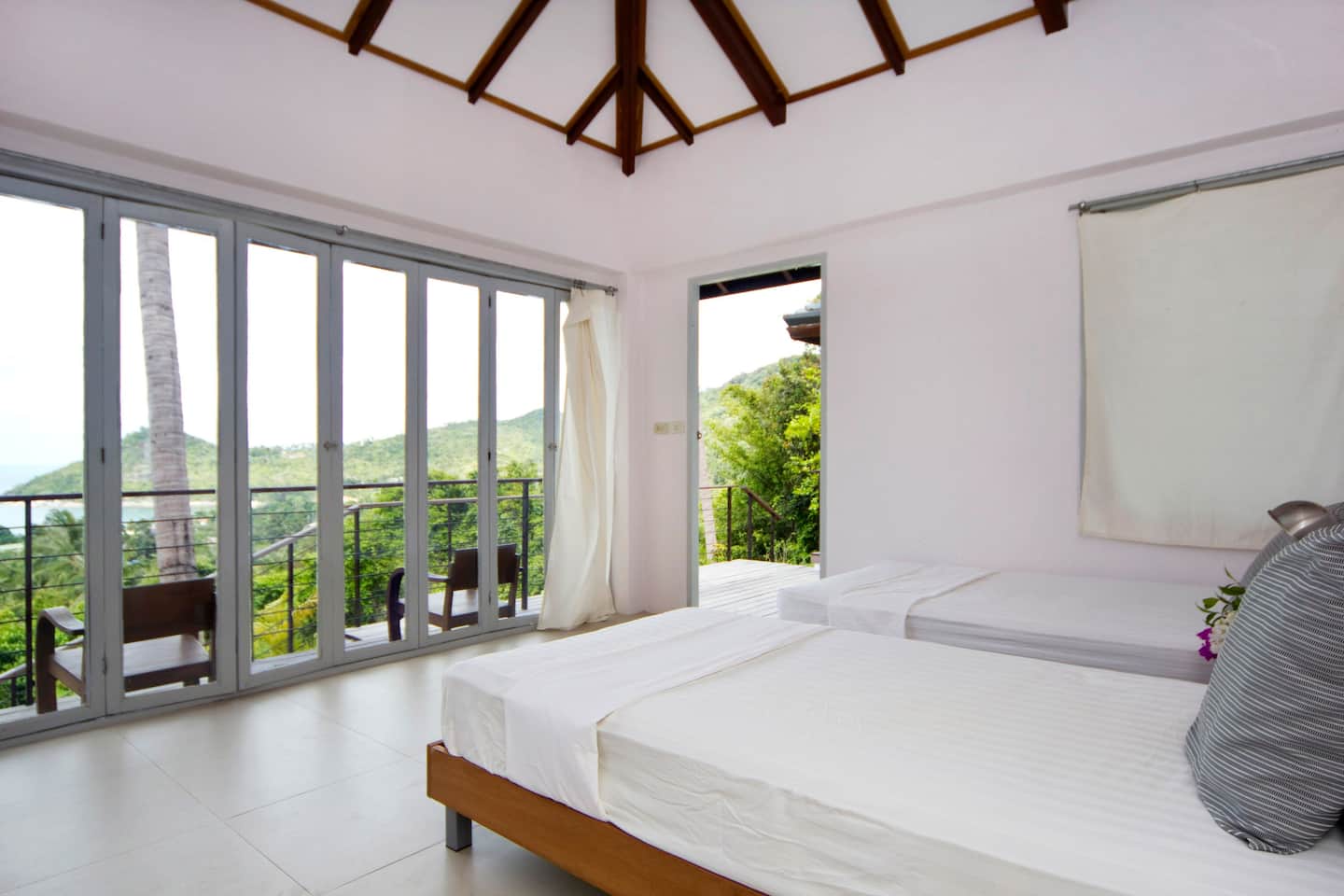 luxury-villa-resort-for-sale-koh-phangan-11